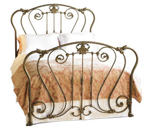 The Harwood Hamden Double Bedstead