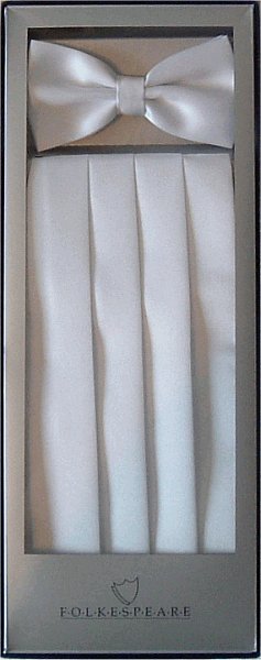 White Cummerbund / Bow Tie Set