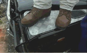 Wing top protector LHD vehicles with aerial