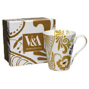 White Anthemion Mug in gift box