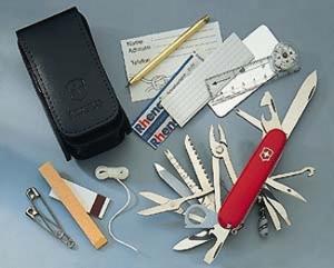 Victorinox Small Survival Set