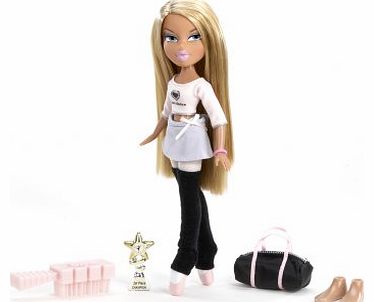 Vivid Imaginations Bratz Play Sportz Doll Dance Fianna