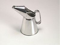 WES co 2 Litre Oil Pourer Measurers 30020